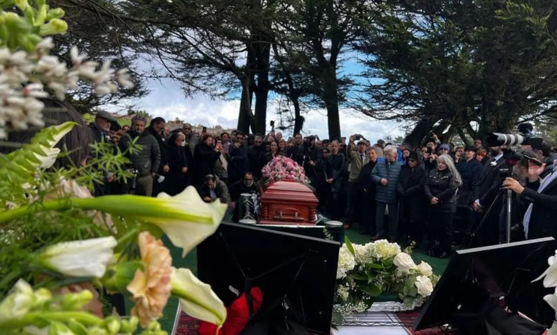 خاکسپاری بهرام بیضایی