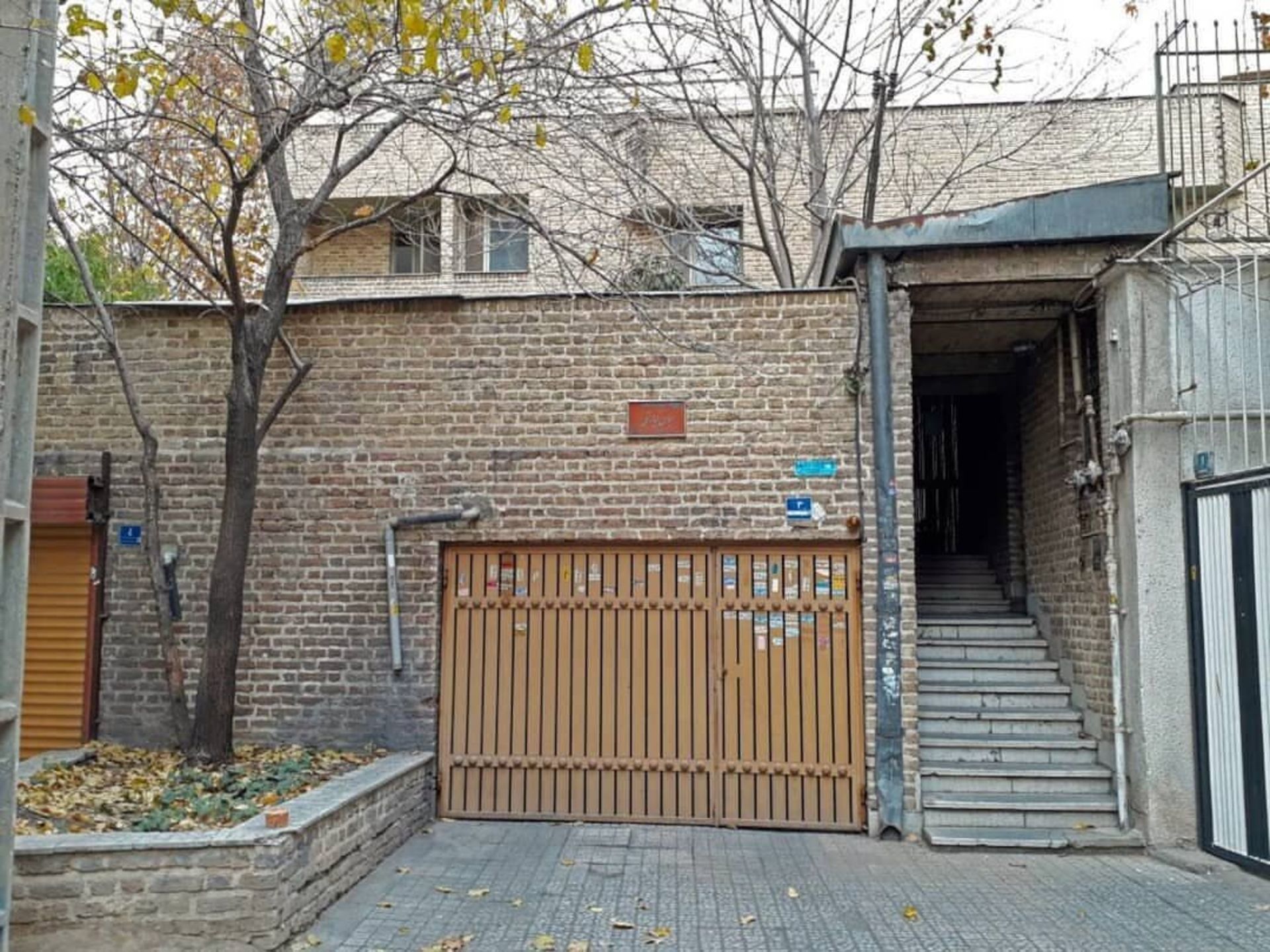 آسیب خانه عباس کیارستمی