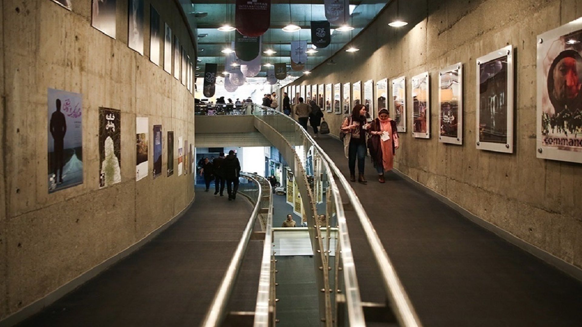 گزارش افت مخاطب سینما 