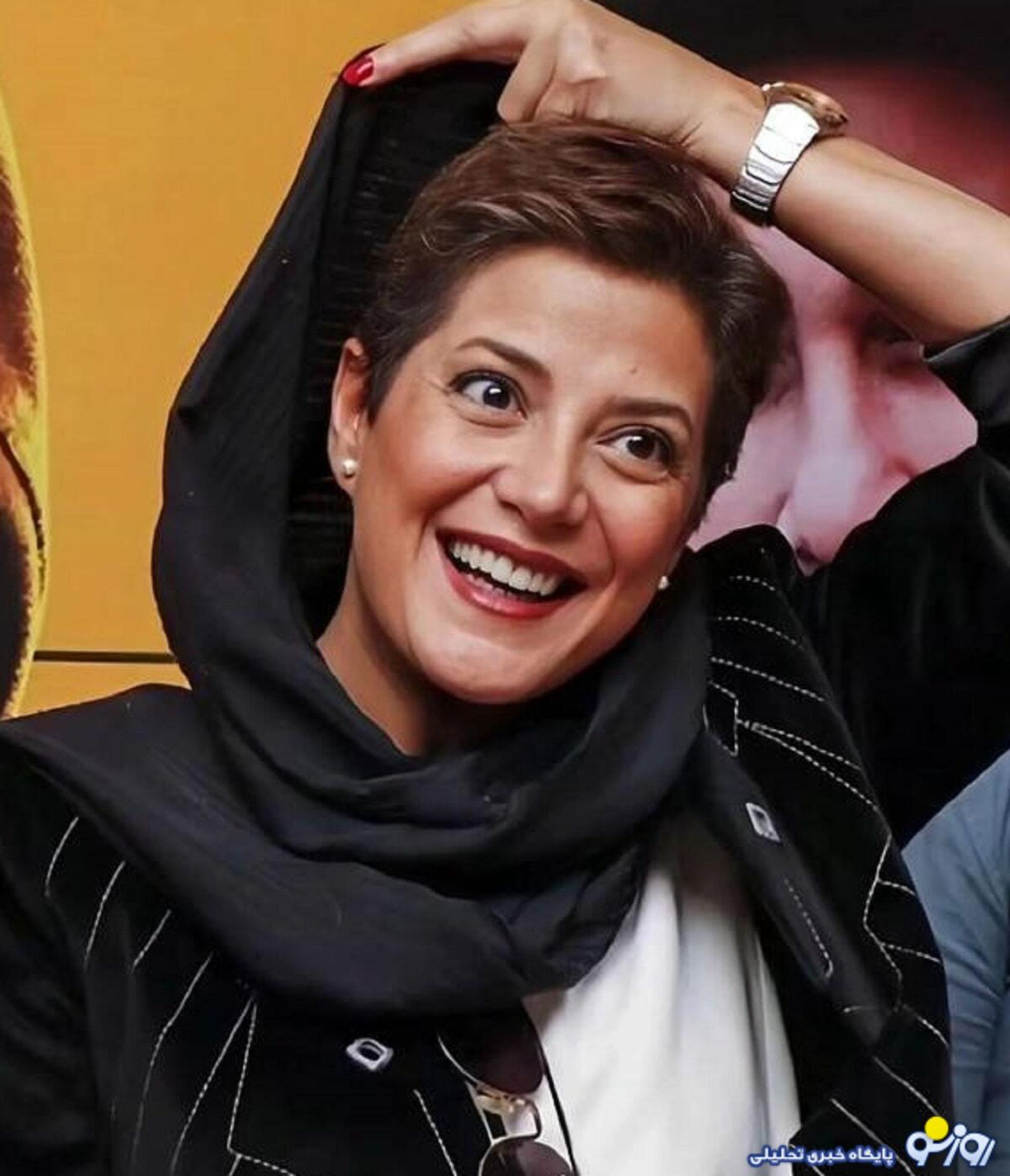 طناز طباطبایی