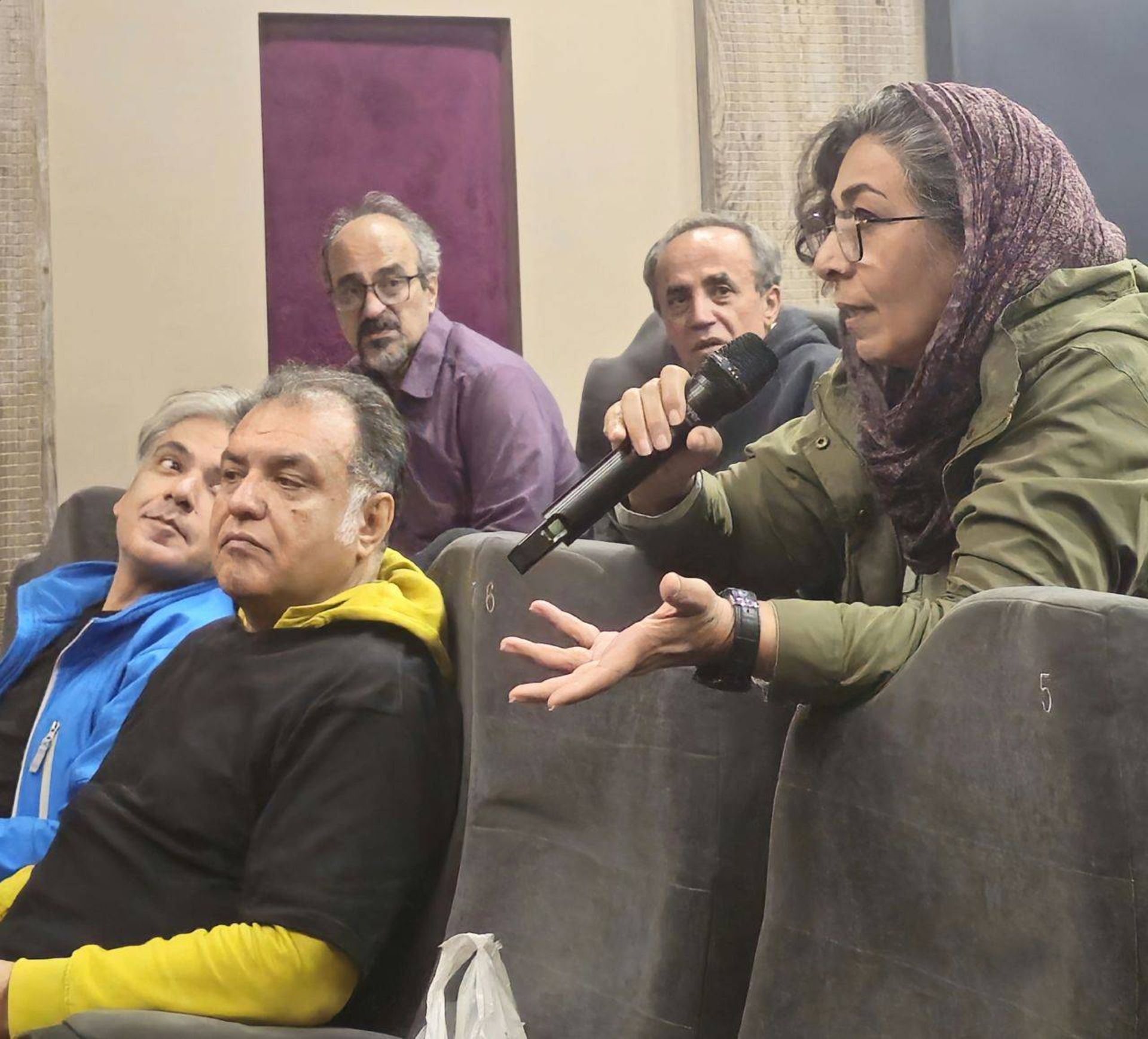 جلسه خانه سینما