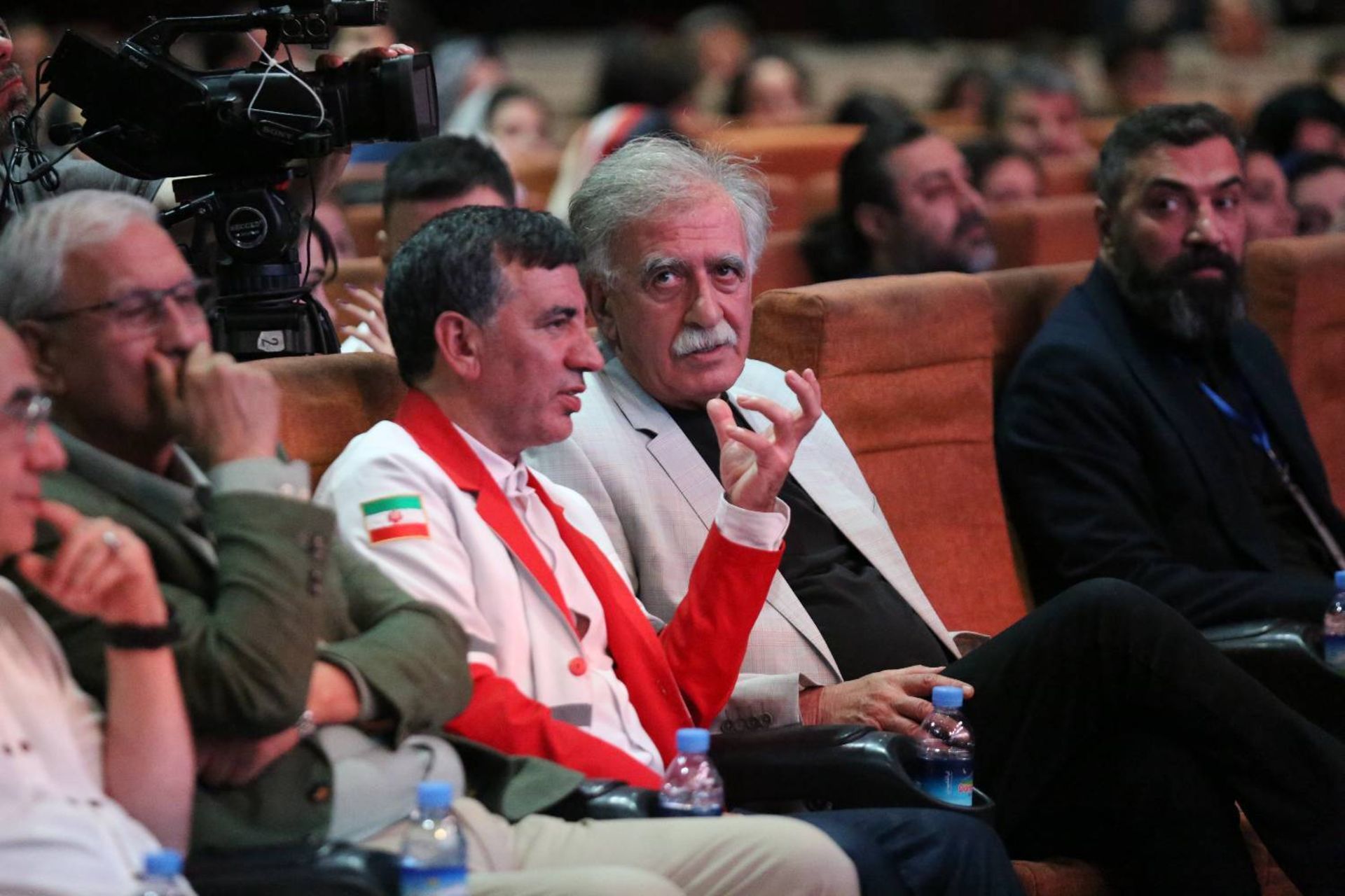 مراسم تقدیر از هلال احمر