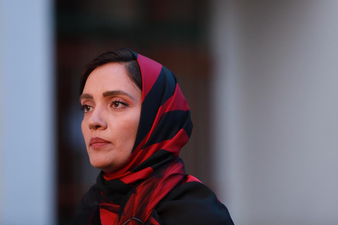 فیلم غیبت موجه 