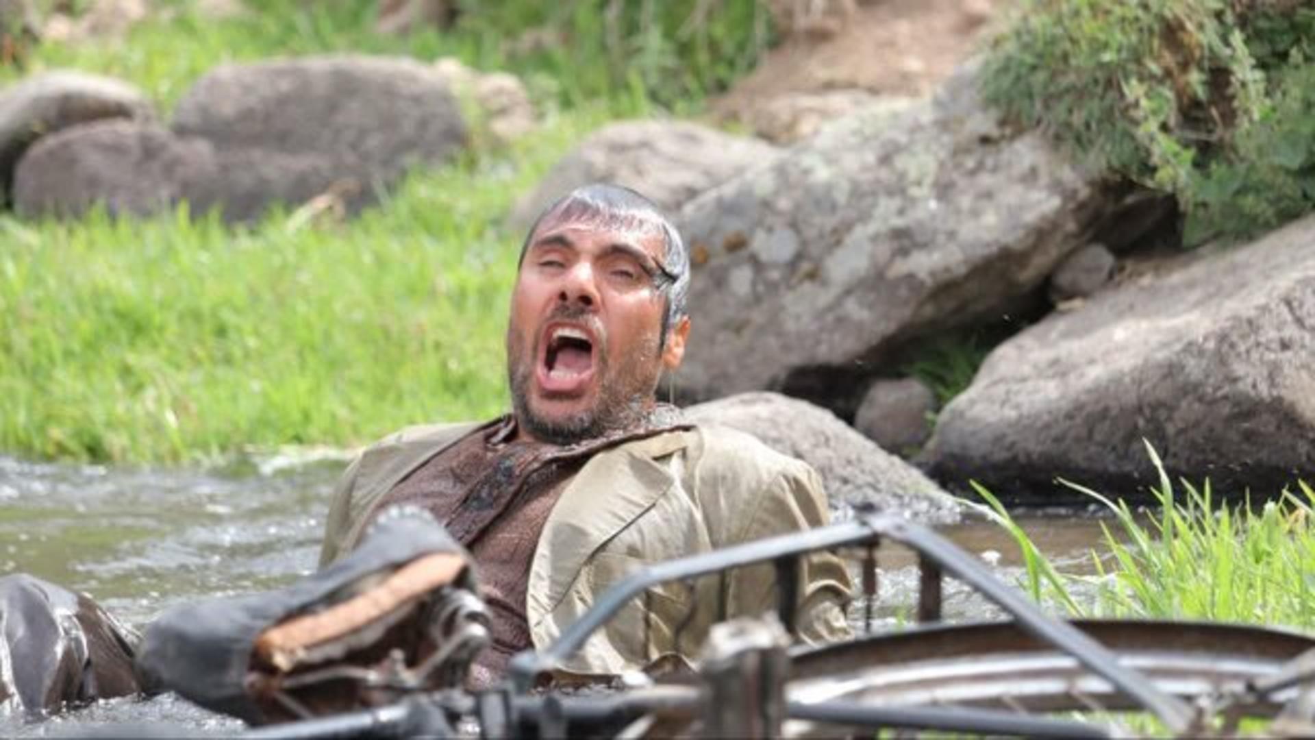 فیلم او نمی‌خوابد