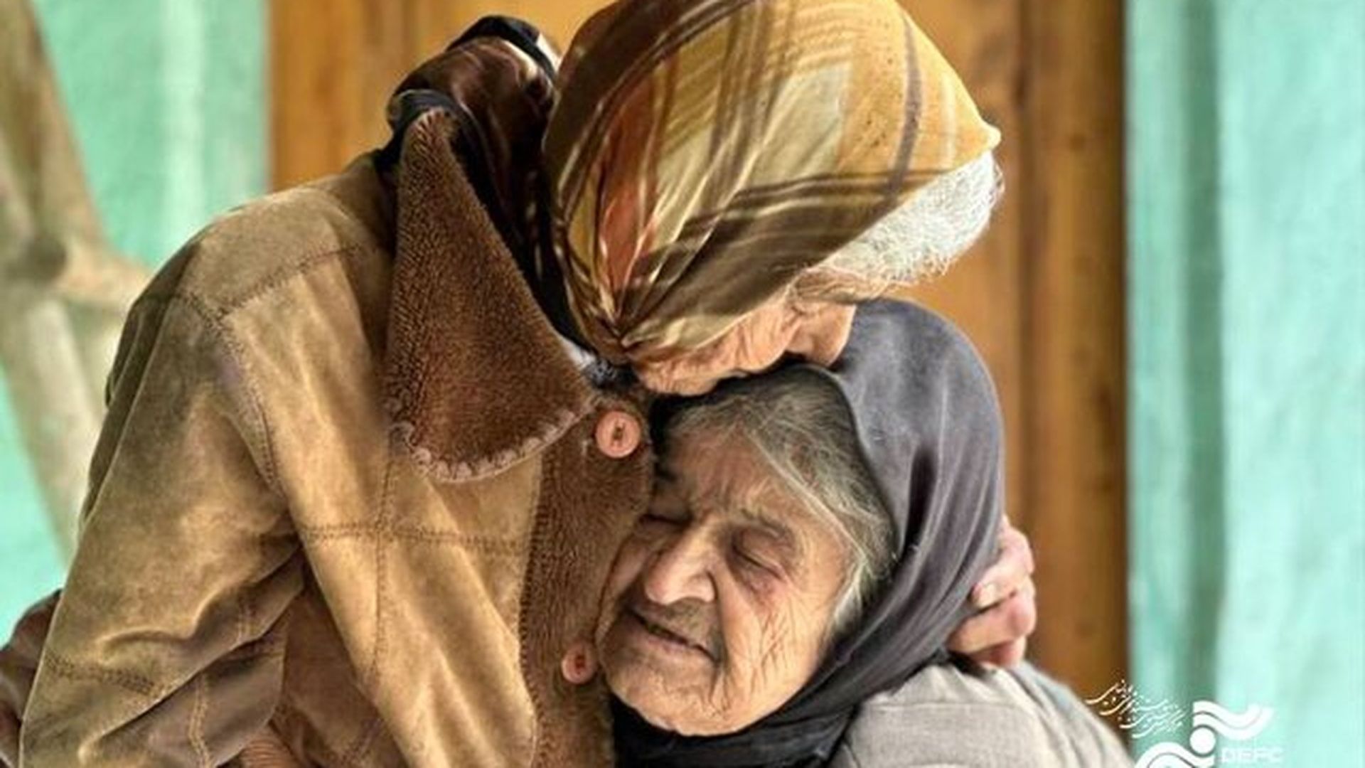 مستند دو خواهر 