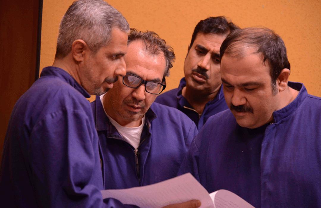 سریال درحاشیه 