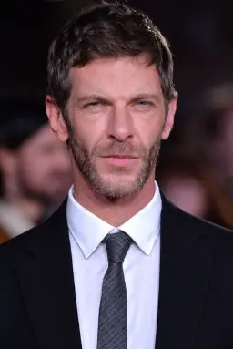 عکس Sam Hazeldine