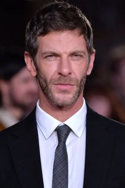 عکس Sam Hazeldine