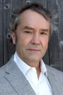 تصویر Carter Burwell