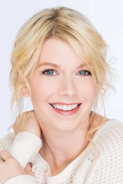 عکس Mary Elizabeth Ellis