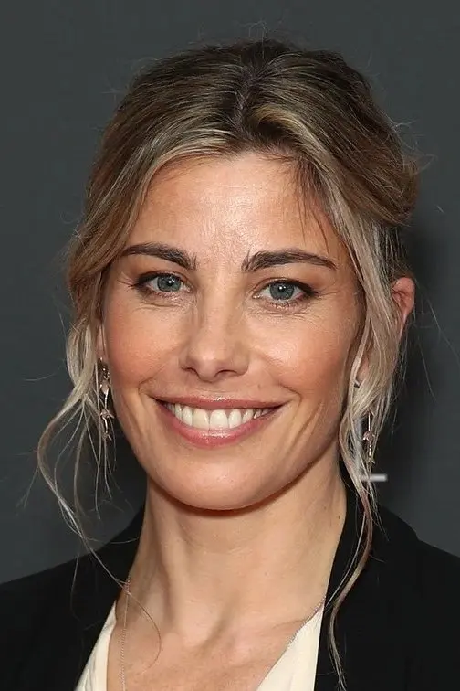 عکس Brooke Satchwell