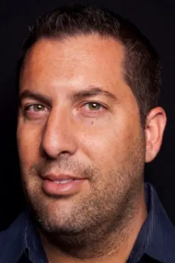 عکس Christopher Lennertz