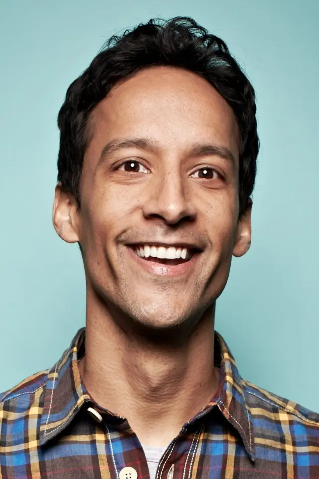 عکس Danny Pudi