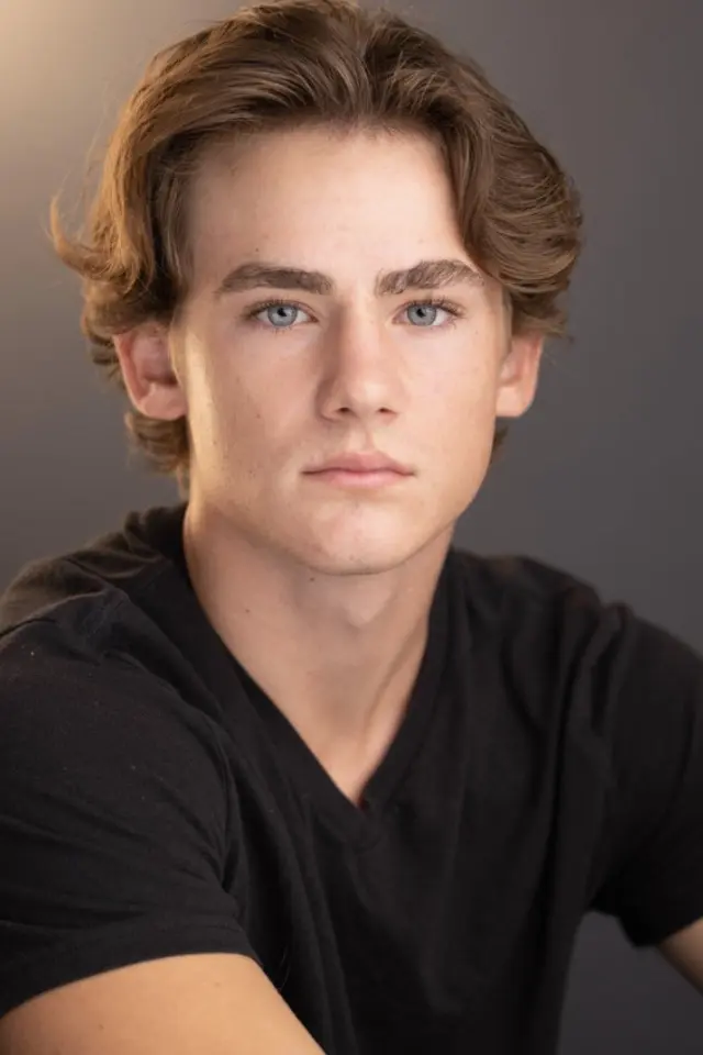 عکس Brady Hepner