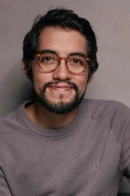 عکس Carlos López Estrada