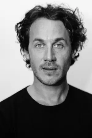 عکس Dustin Demri-Burns