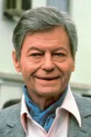تصویر DeForest Kelley