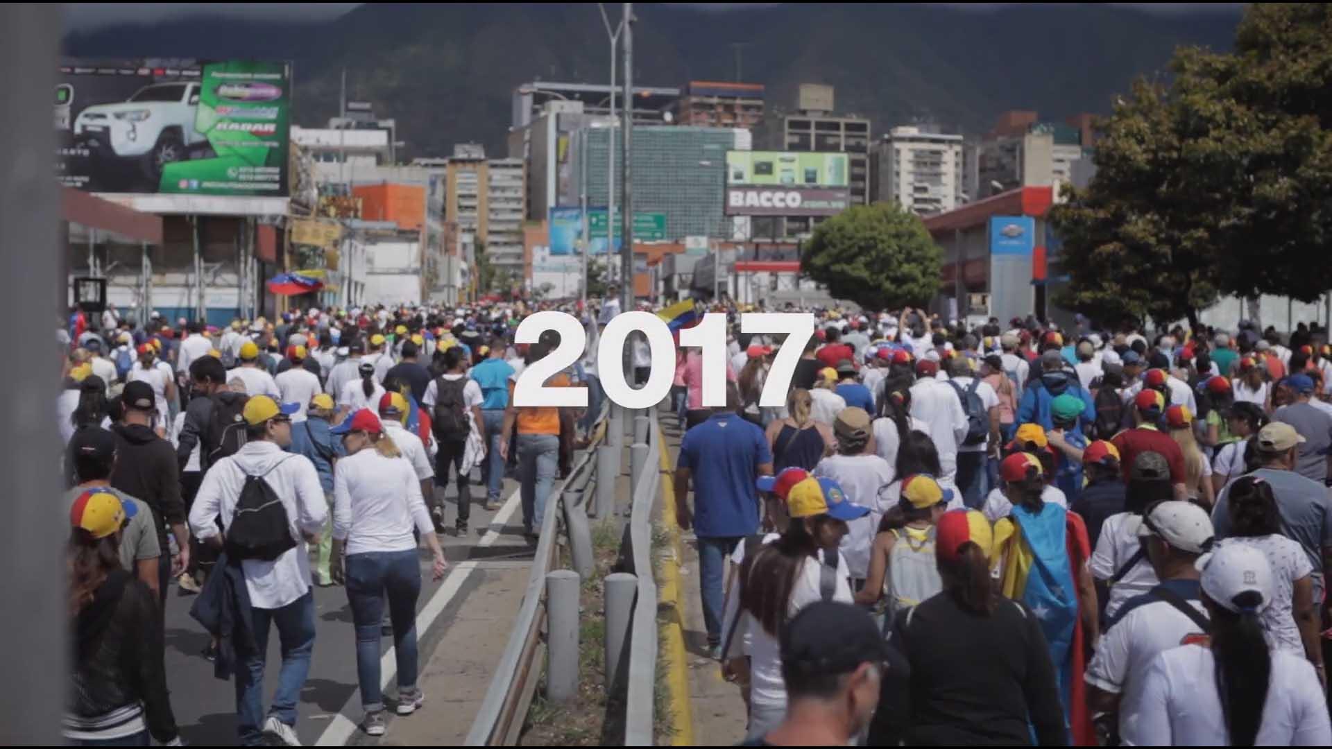 معرفی مستند A La Calle | سقوط آزاد یک ملت ثروتمند با نیکلاس مادورو
