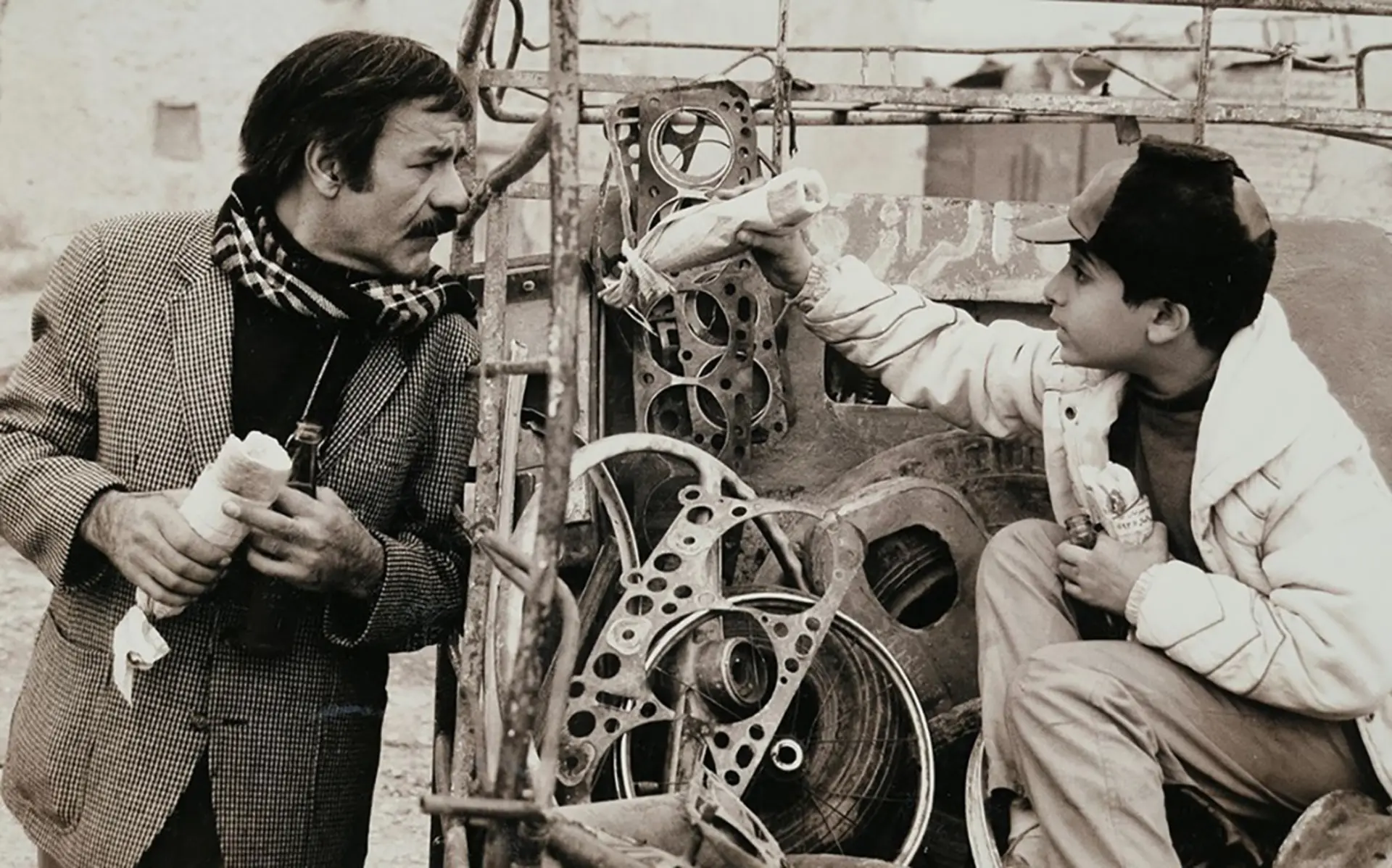نمایی از فیلم آبادانی ها