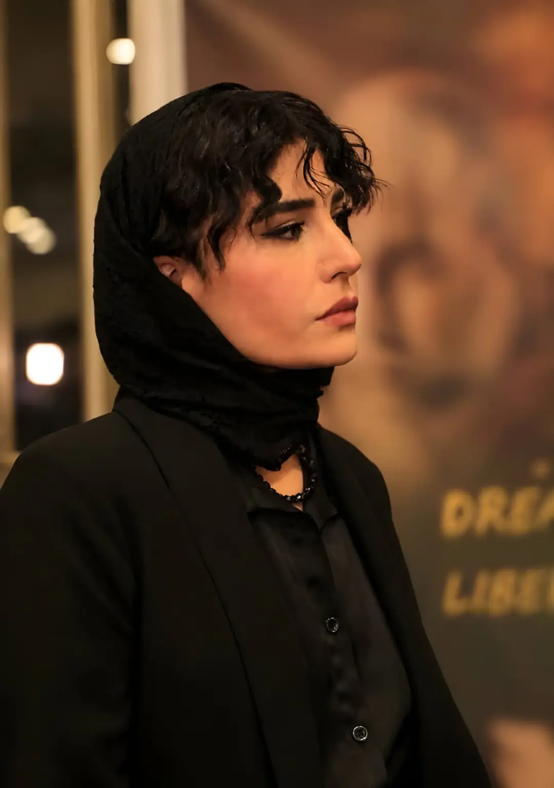 پریوش جاویدی 