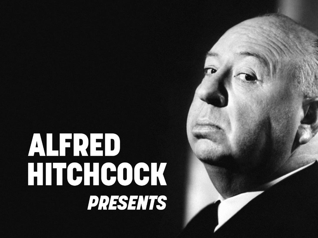 چهره آلفرد هیچکاک (Alfred Hitchcock) در یک نمای نزدیک سیاه و سفید