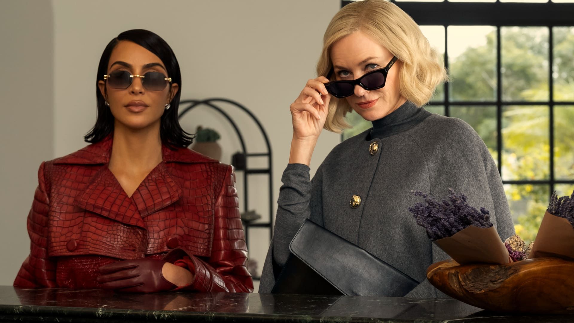 سریال All's Fair نائومی واتس و کیم کارداشیان