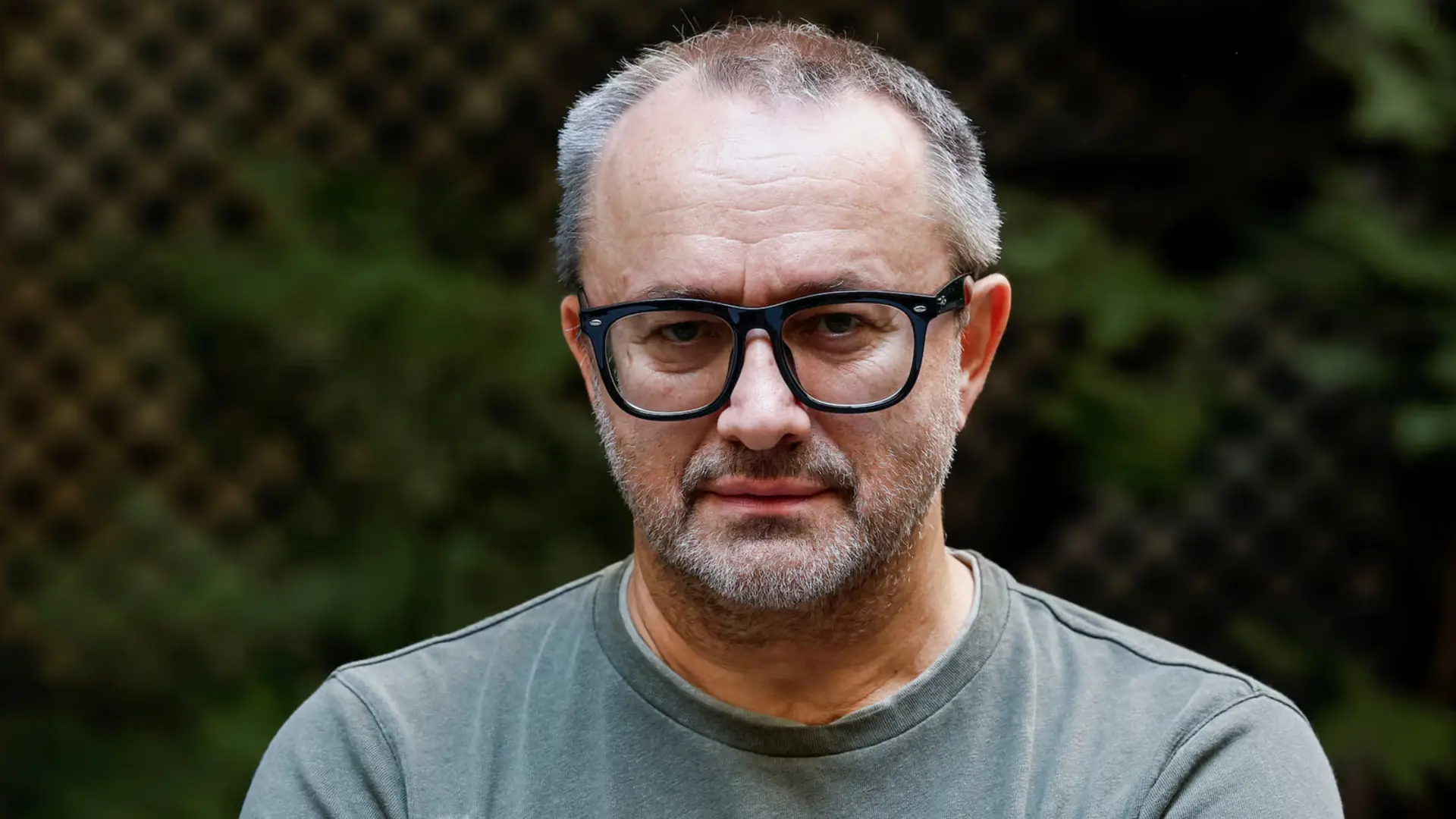 آندری زویاگینتسف (Andrei Zvyagintsev) کارگردان مشهور روسی با عینک سیاه