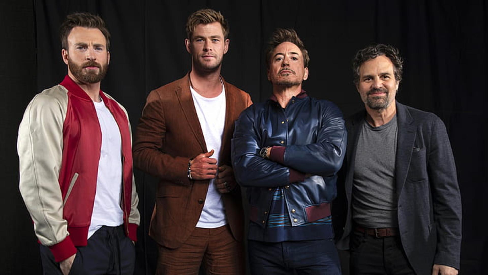 بازیگران فیلم انتقام‌جویان شامل کریس همسورث (Chris Hemsworth) رابرت داونی جونیور، مارک رافلو، کریس ایوانز
