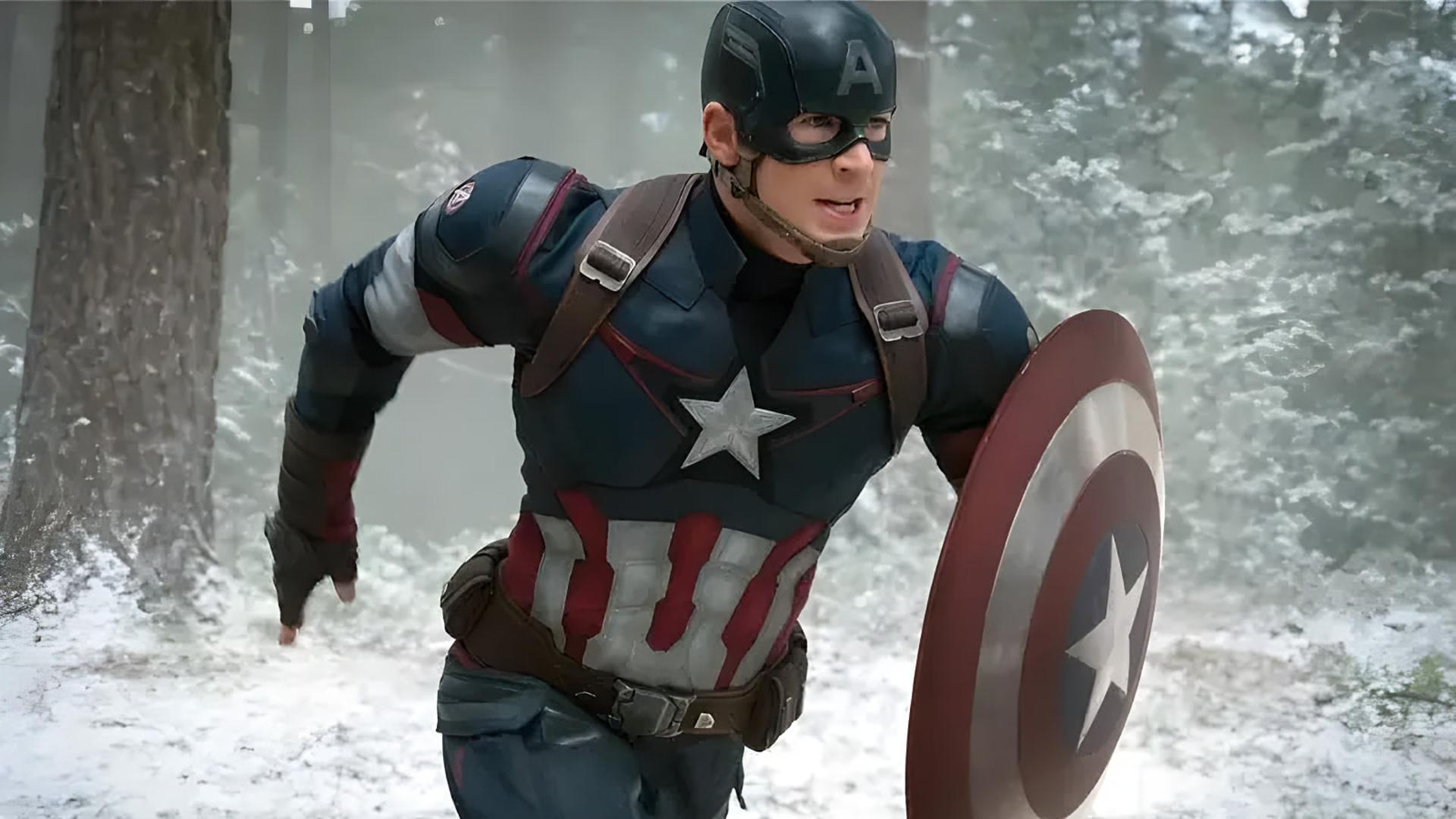 کاپیتان آمریکا (Captain America) با سپر معروف خود در میان جنگل برفی