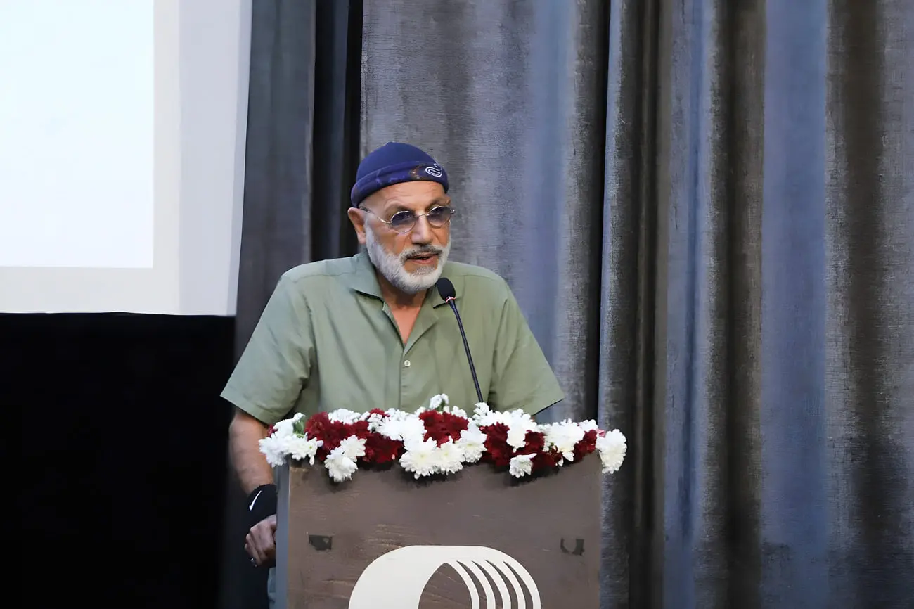 مراسم تقدیر و اهدای لوح تقدیر اعضای انجمن لابراتوراها