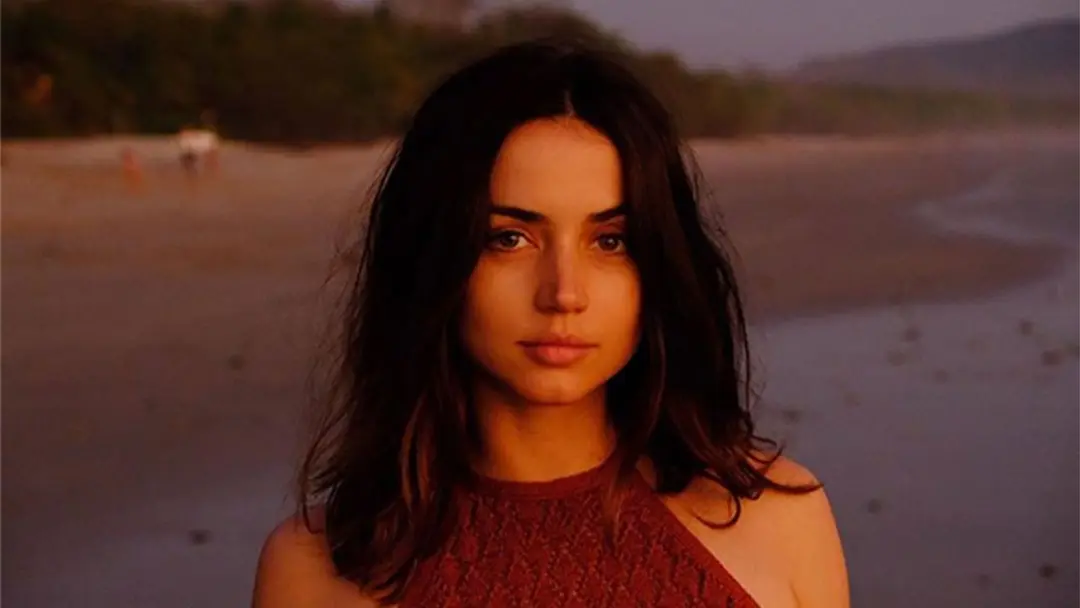 آنا د آرماس در فیلم Corazón 