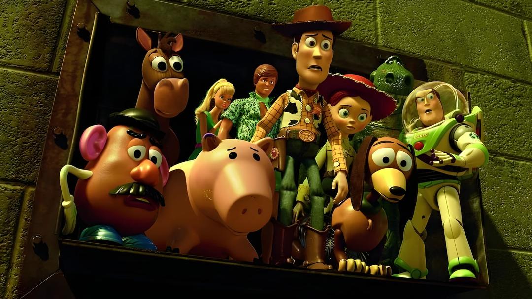 شخصیت‌های انیمیشن داستان اسباب‌بازی ۳ (Toy Story 3) در دریچه خروجی زباله