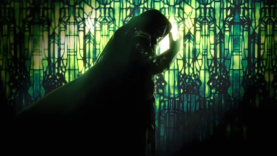 دکتر دووم (Doctor Doom) در مقابل پنجره‌ای با شیشه‌های رنگی سبز