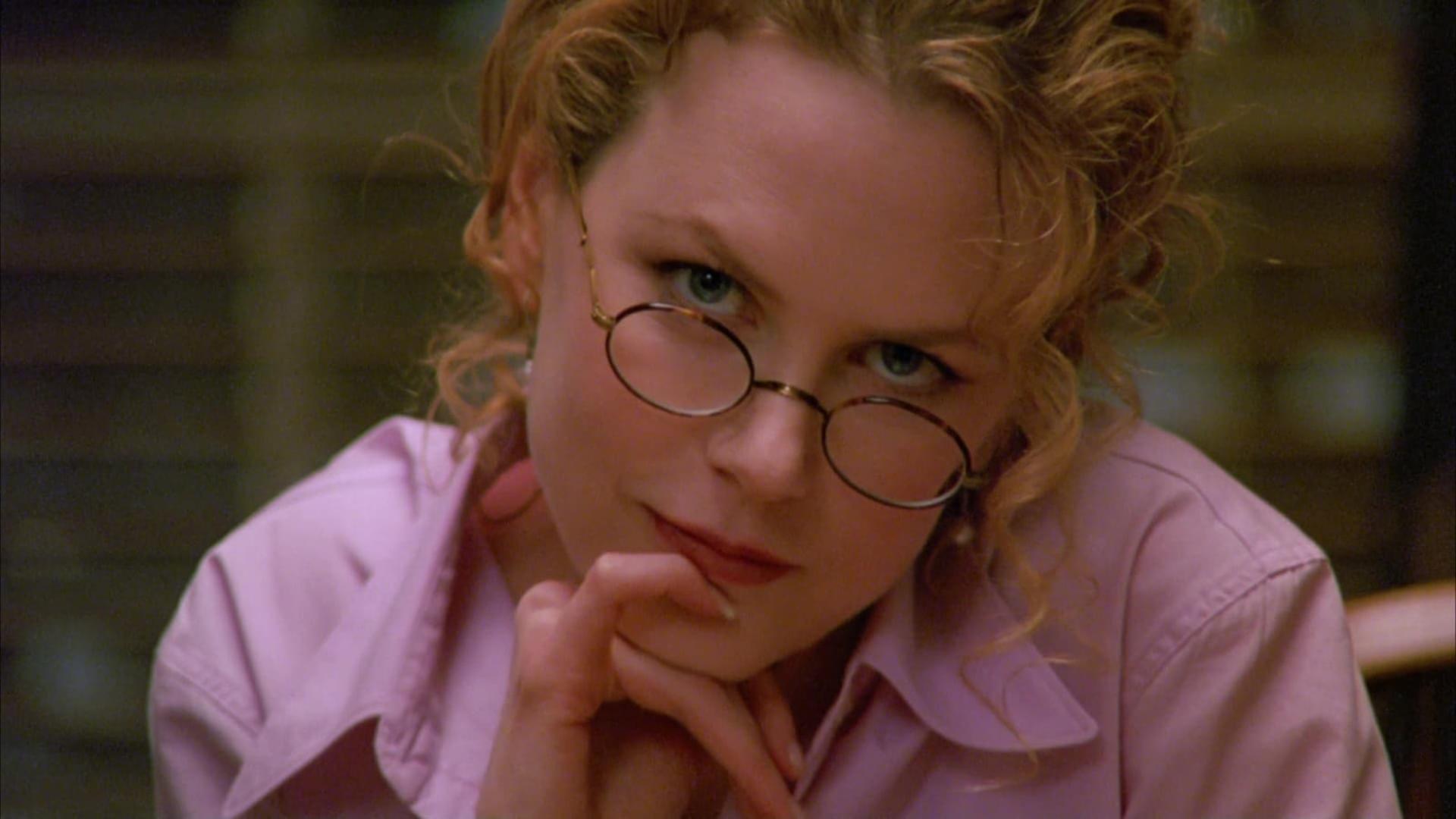 نیکول کیدمن (Nicole Kidman) با عینک در فیلم Eyes Wide Shut