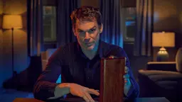 مایکل سی هال (Michael C. Hall) در نقش دکستر در سریال دکستر: رستاخیز