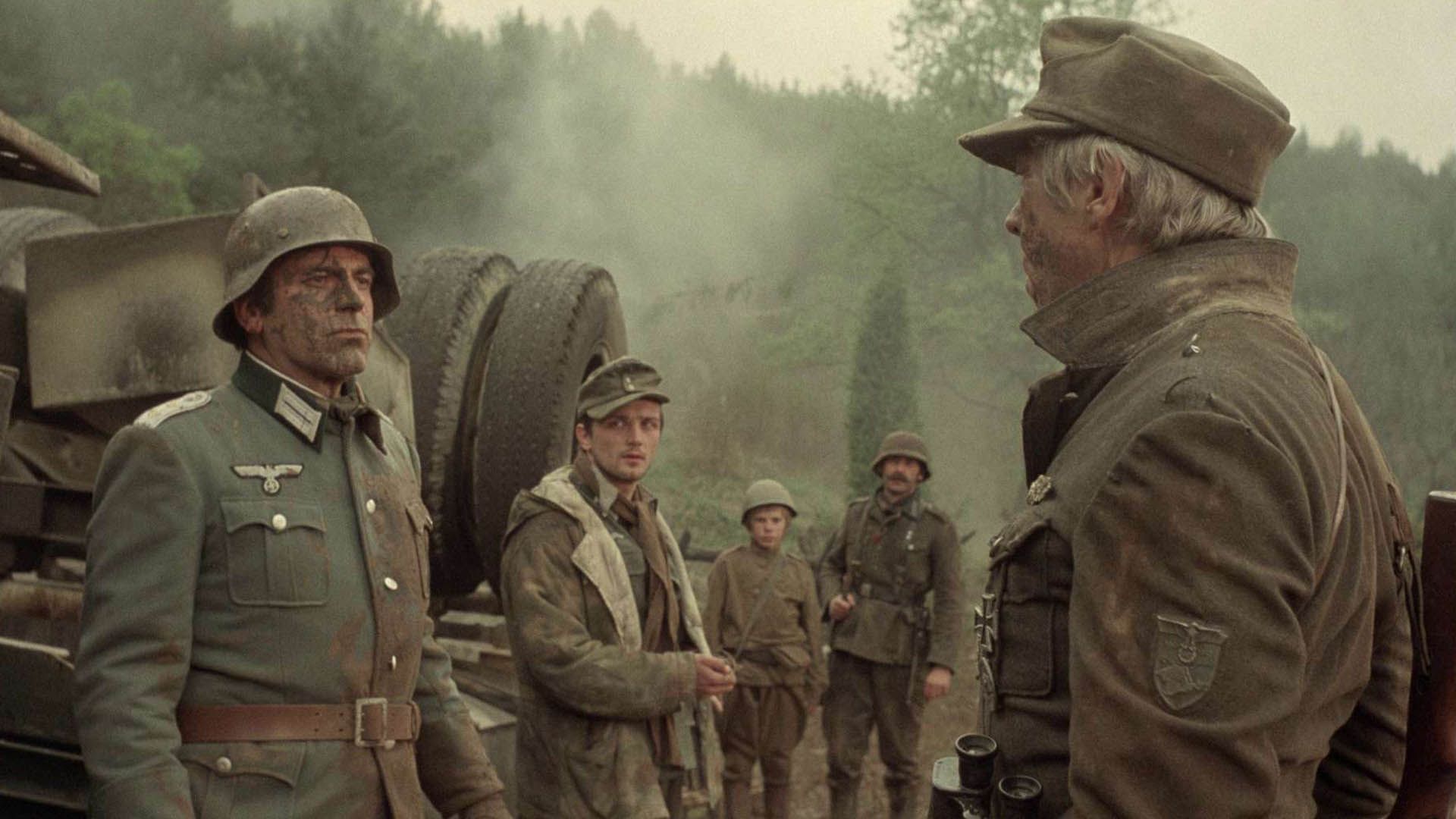 فیلم cross of iron