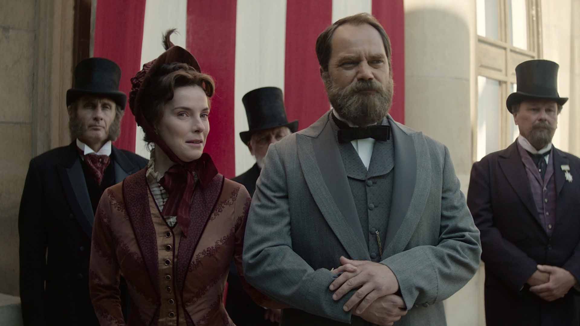 مایکل شنون در نقش رئیس جمهور آمریکا در سریال Death by Lightning 