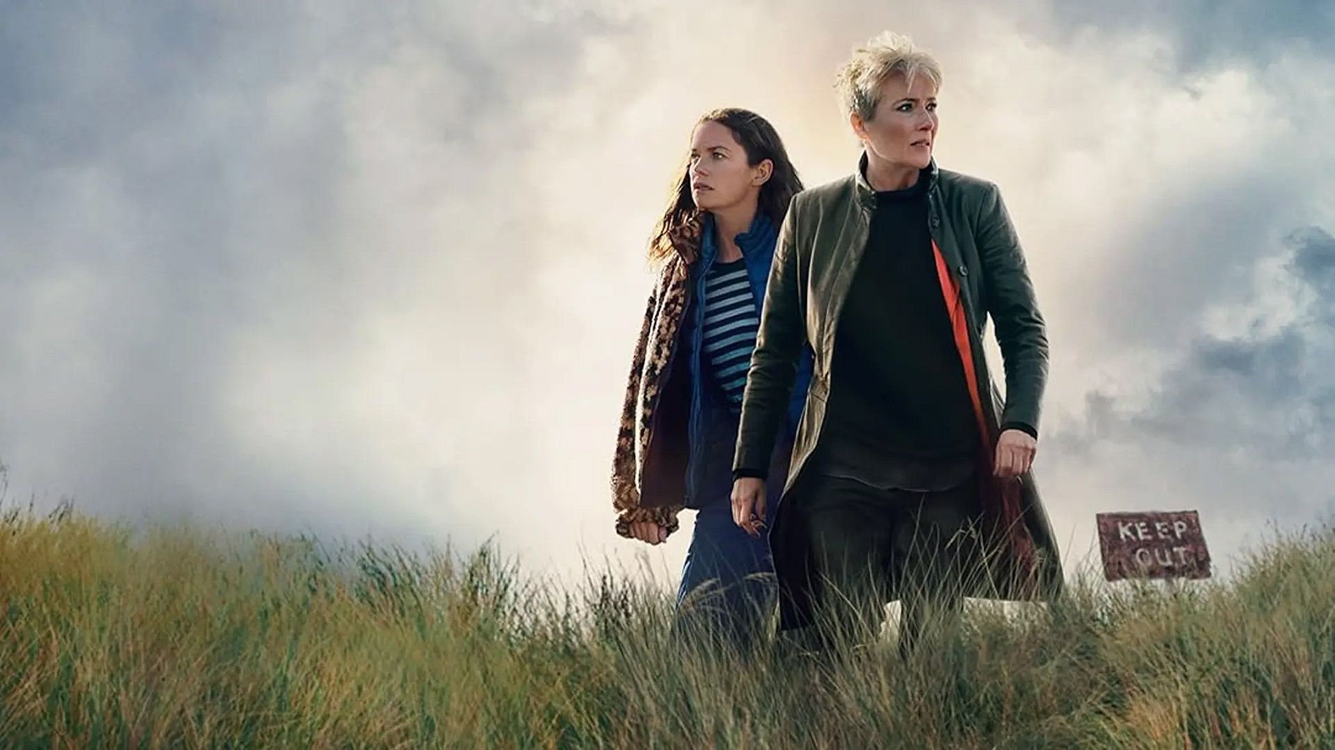 سریال پایین جاده گورستان