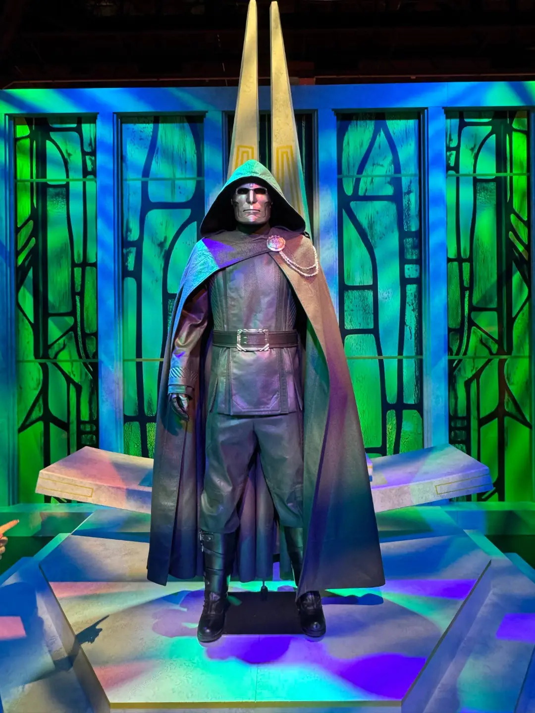لباس و زره شخصیت دکتر دووم (Dr. Doom) در فیلم Avengers: Doomsday