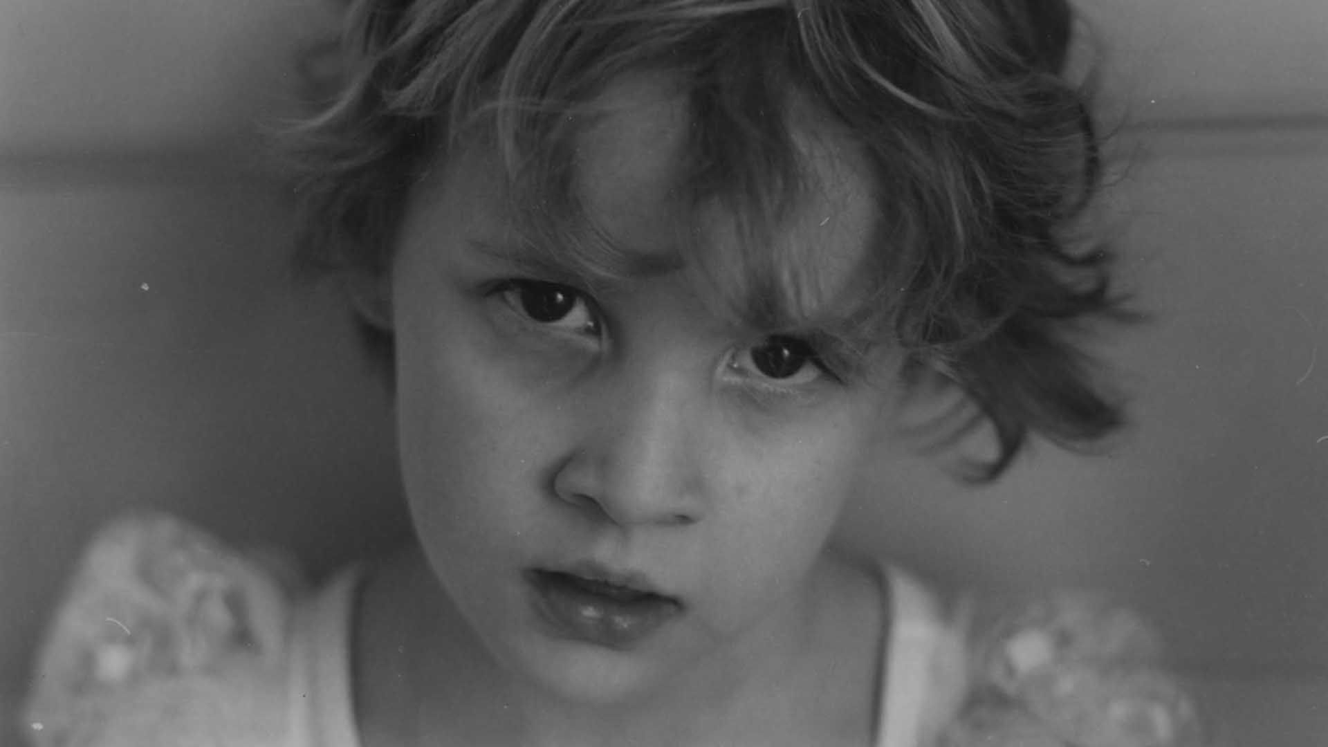 معرفی مستند Allen v. Farrow | رازهای پنهان آلن و فارو: شهرت، رسوایی و روایت‌های متضاد