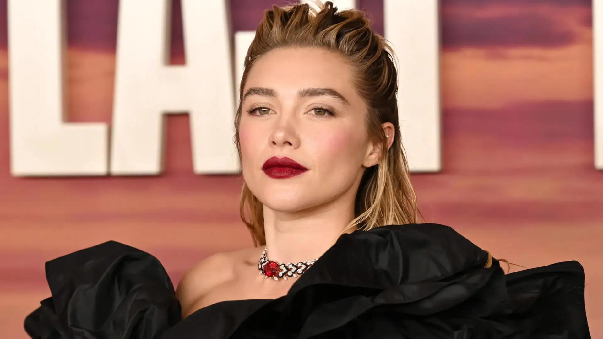چهره فلورنس پیو (Florence Pugh) در مراسم اکران فیلم East of Eden