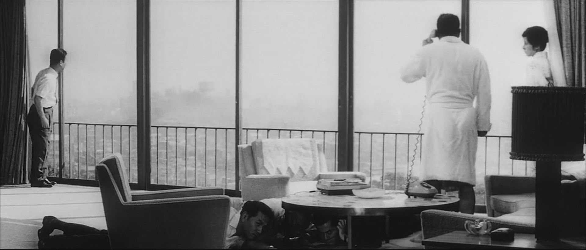 نمایی از فیلم High and Low 