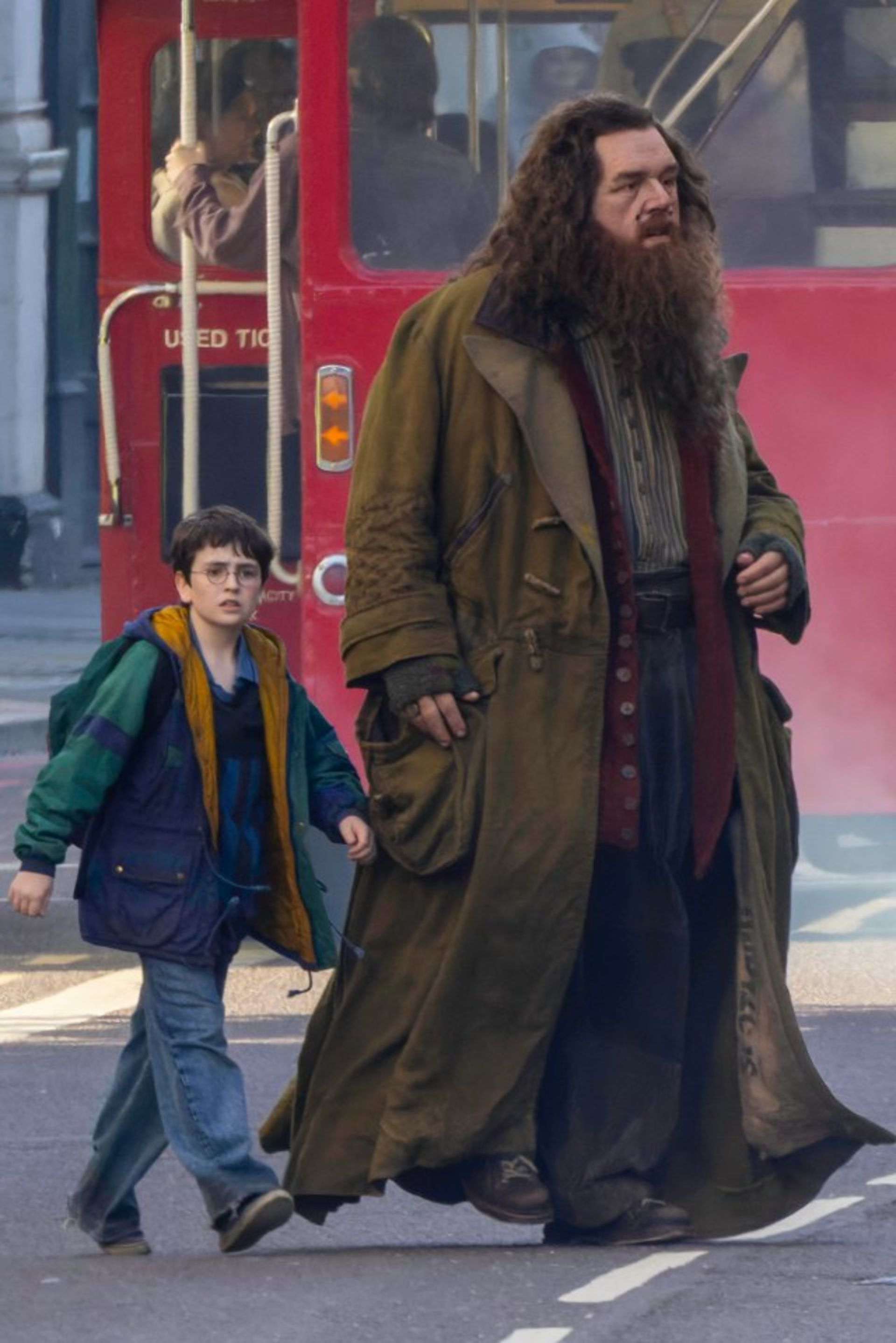 هری و هاگرید در پشت صحنه سریال هری پاتر