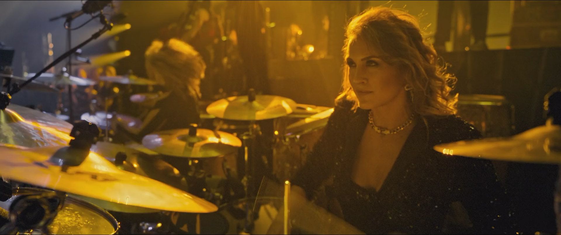 مستند کنسرتی «هانس زیمر و دوستان: الماس در کویر» 