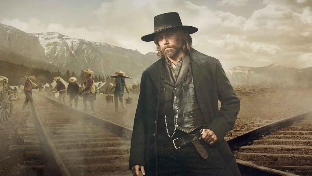 بازیگر اصلی سریال Hell on Wheels روی ریل‌های قطار