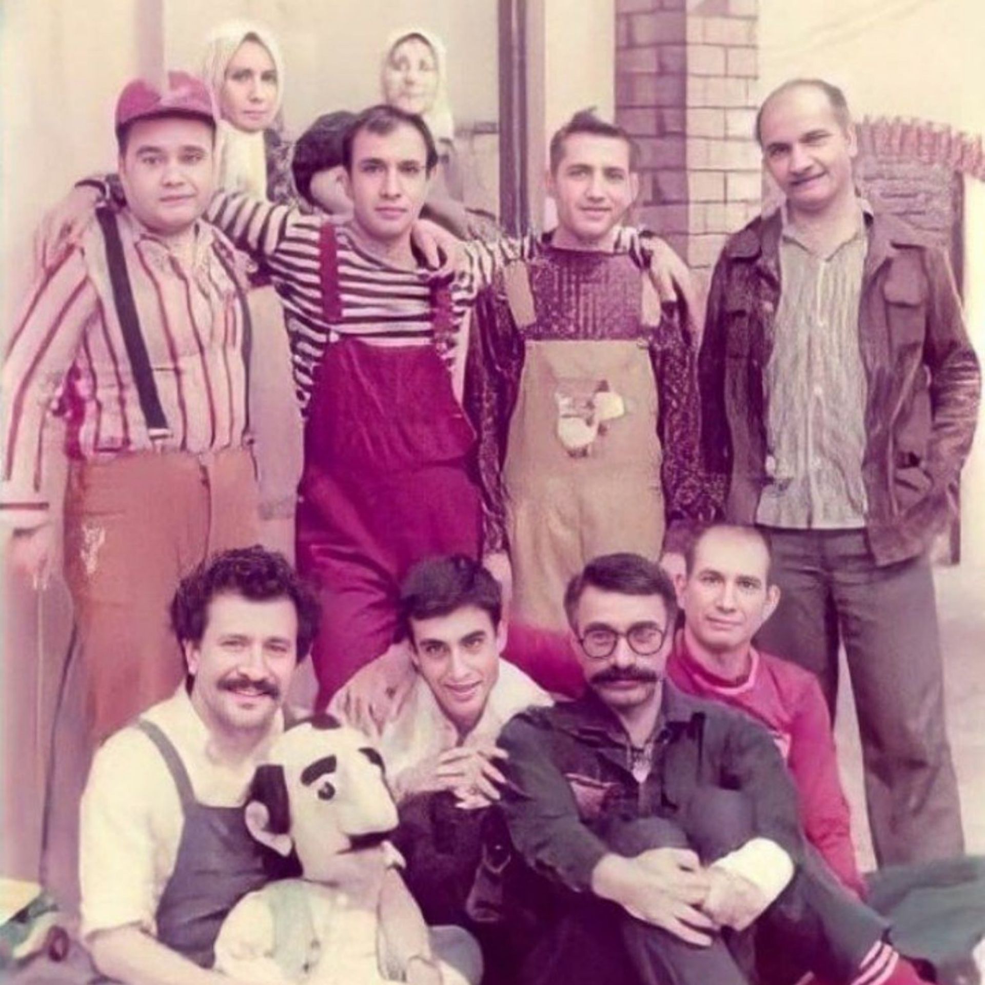 سریال محله برو بیا 
