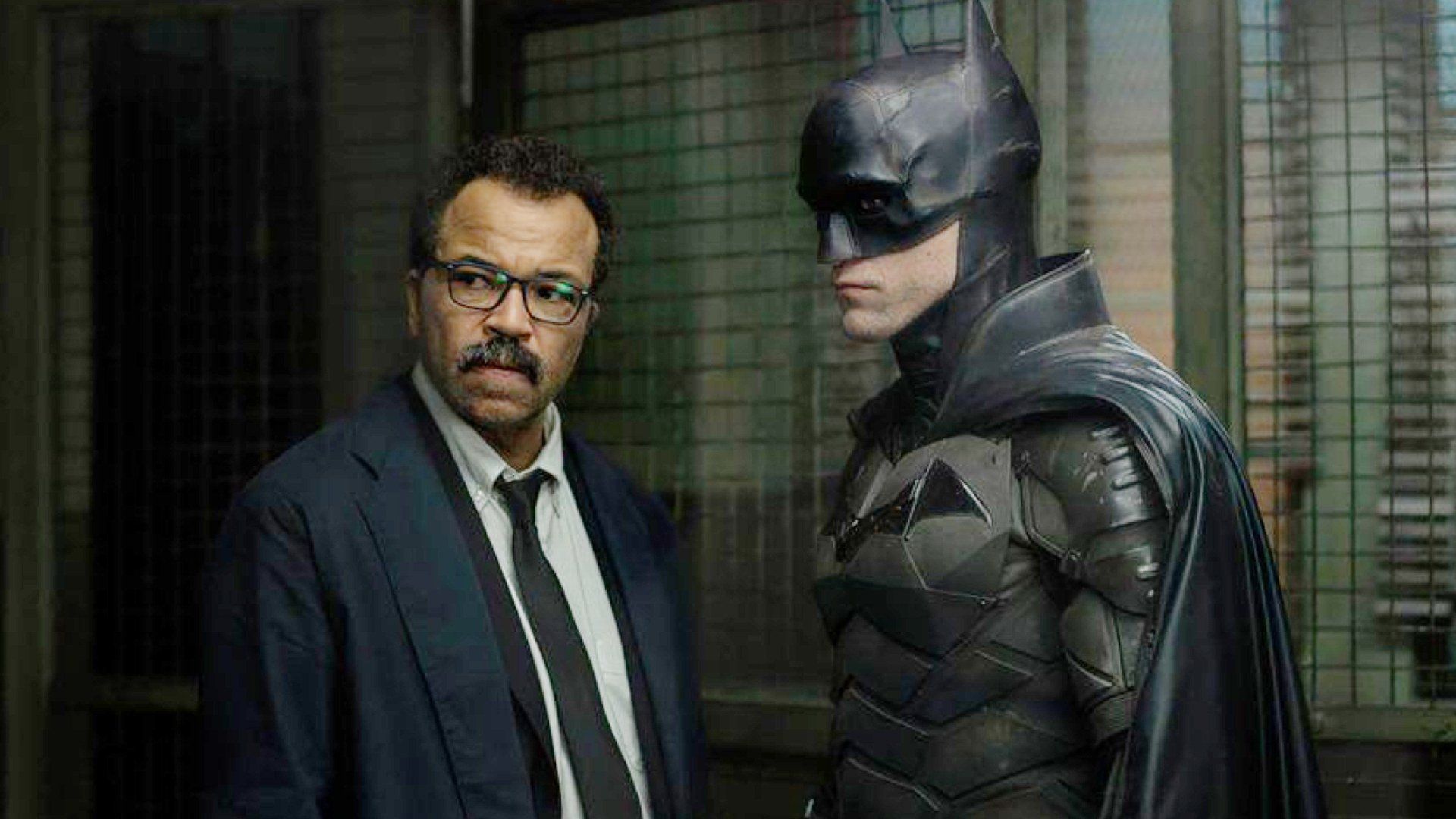 جفری رایت در فیلم بتمن در نقش کمیسر گوردون