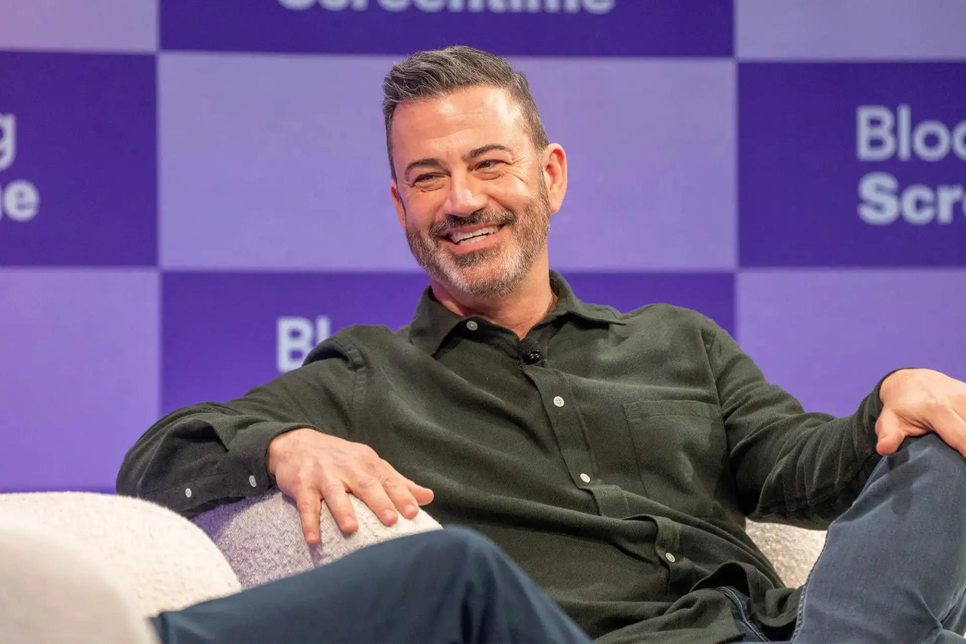 جیمی کیمل مجری تاک شو شبانه Jimmy Kimmel Live در پنل بلومبرگ