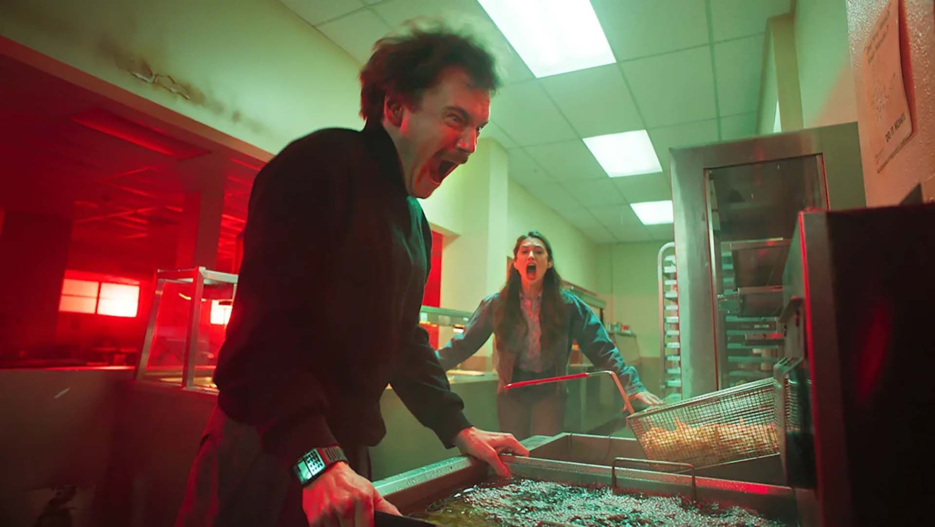 اولین تصویر از فیلم ترسناک‌ و کمدی Lice با بازی امیل هیرش منتشر شد