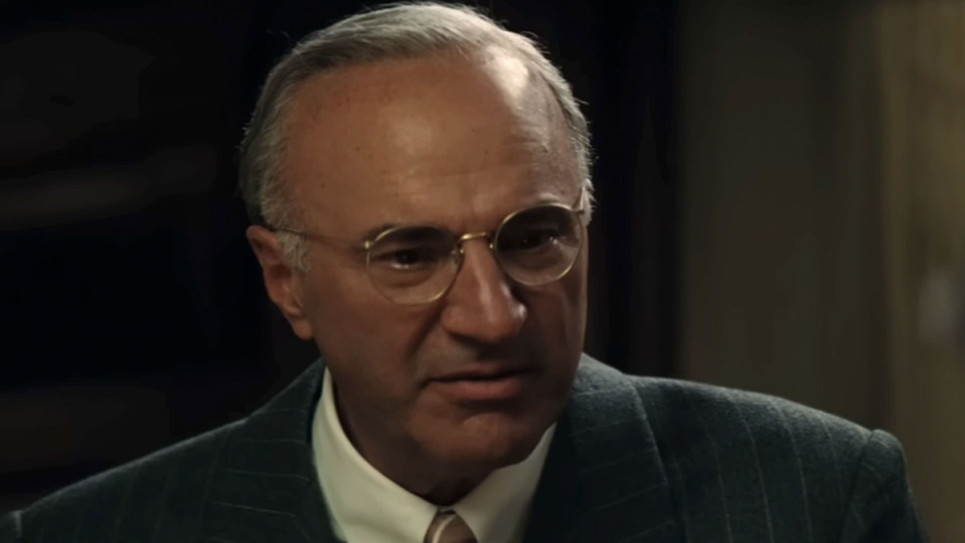 کوین اولیری در نمایی از فیلم مارتی معظم جاش سفدی